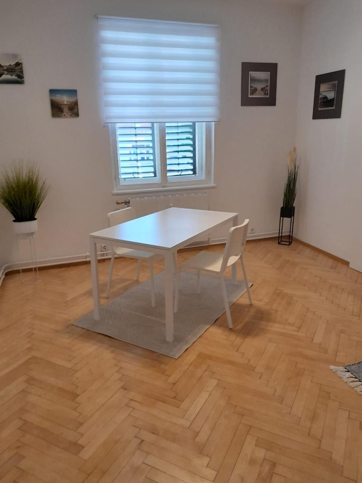 Haus Semmi Apartment ฟูสเตนเฟลด์ ภายนอก รูปภาพ
